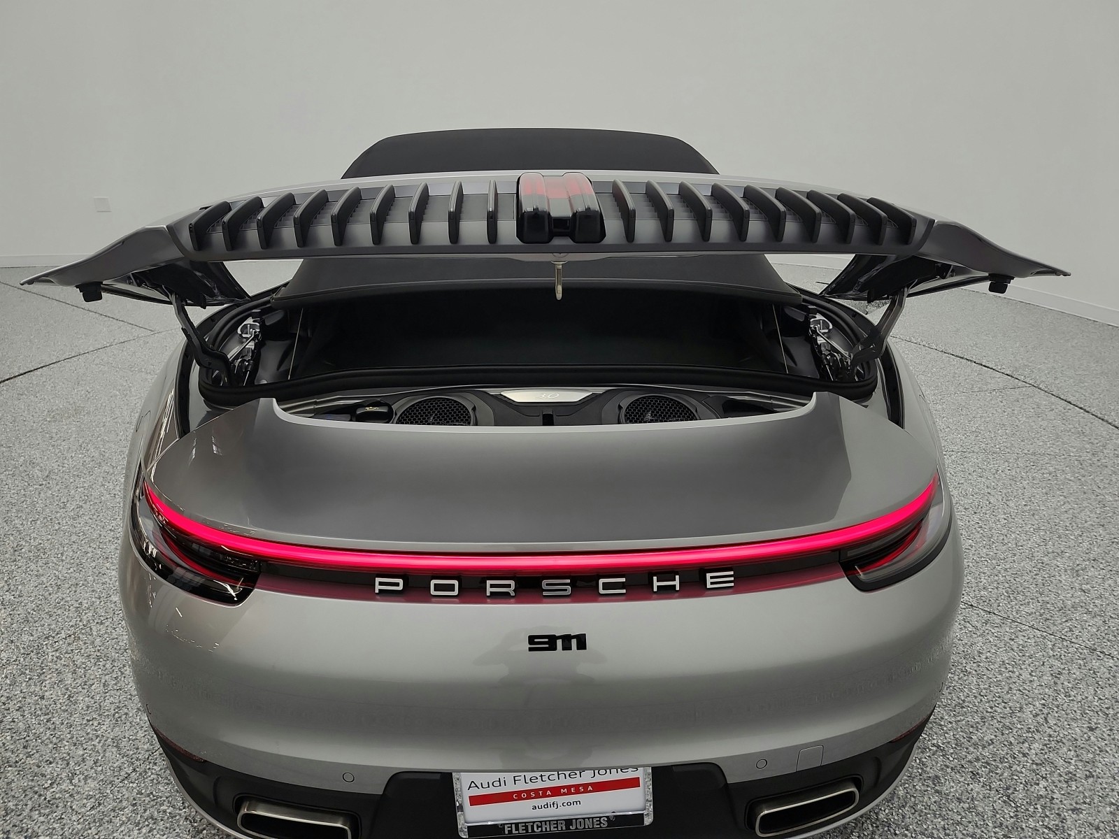 Used 2022 GT Silver Metallic Porsche Carrera Cabriolet image 19