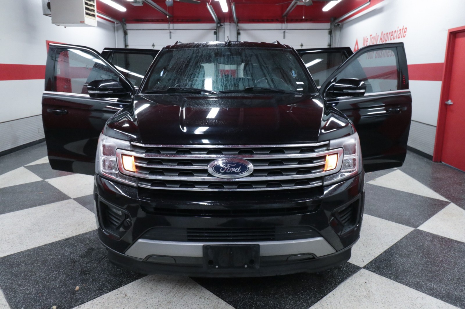 Used Car 2019 Ford Expedition  Xlt For Sale Under $20,000 In Austin, Texas