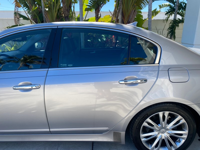 2012 Hyundai Genesis 3.8L SUNROOF PREM PKG in , 