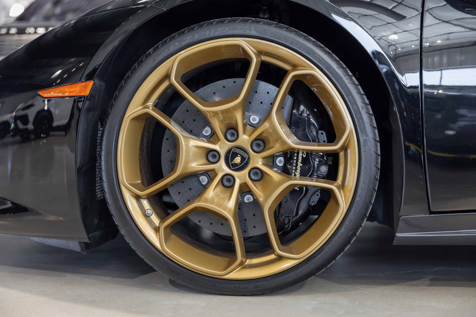 Used Car 2015 Lamborghini Huracan  For Sale Under $230,000 In Boerne, Texas