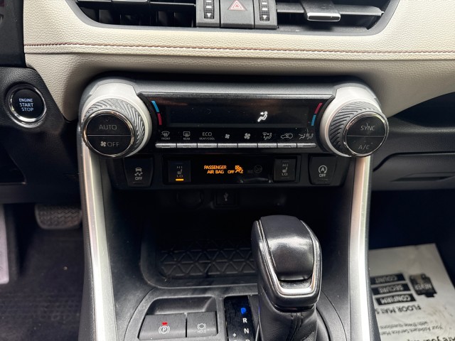ToyotaRAV426
