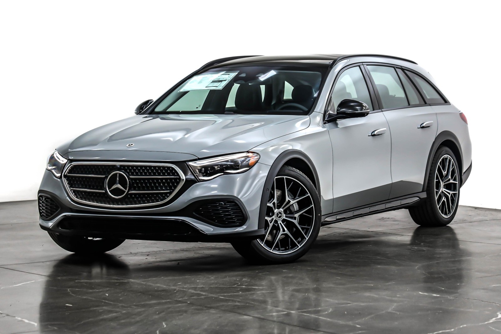 2026 Mercedes-Benz E-Class E450 All-Terrain's photo