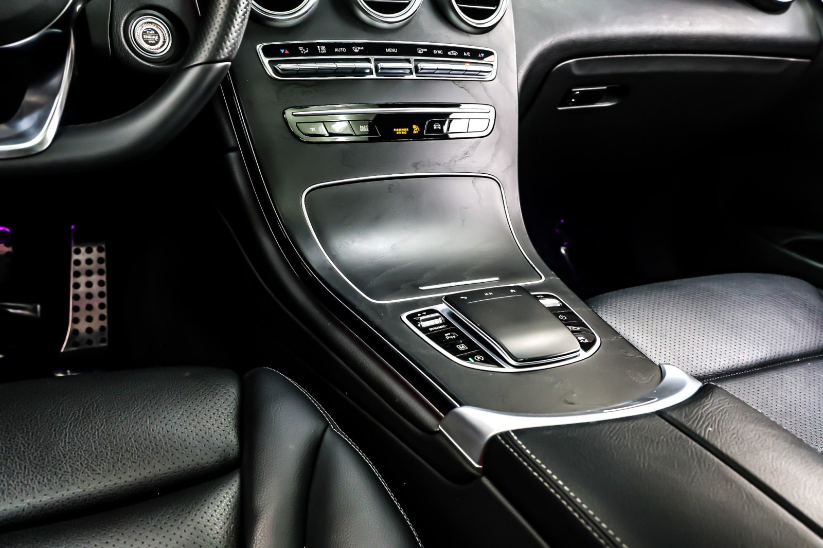 Used 2022 Polar White Mercedes-Benz GLC 300 4MATIC® Coupe image 7