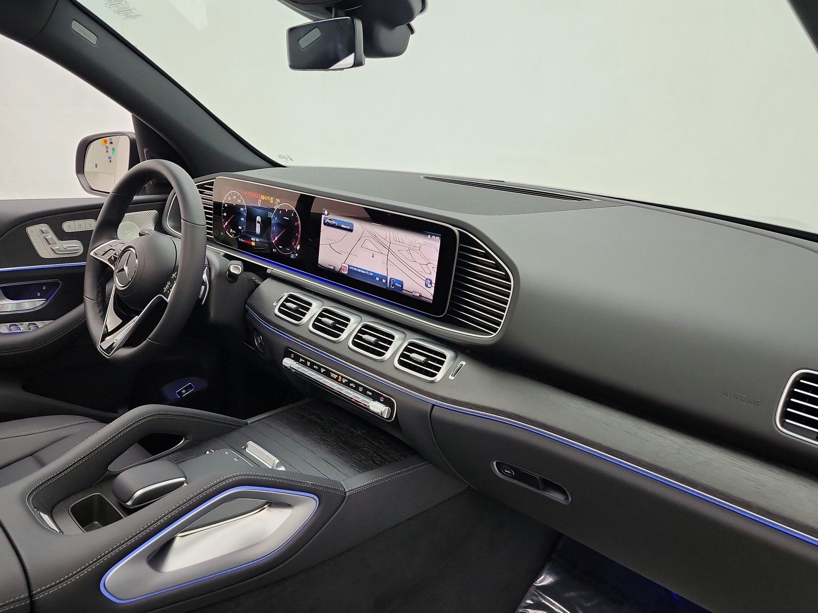 New 2026 MANUFAKTUR Alpine Grey Mercedes-Benz GLE 450 image 15