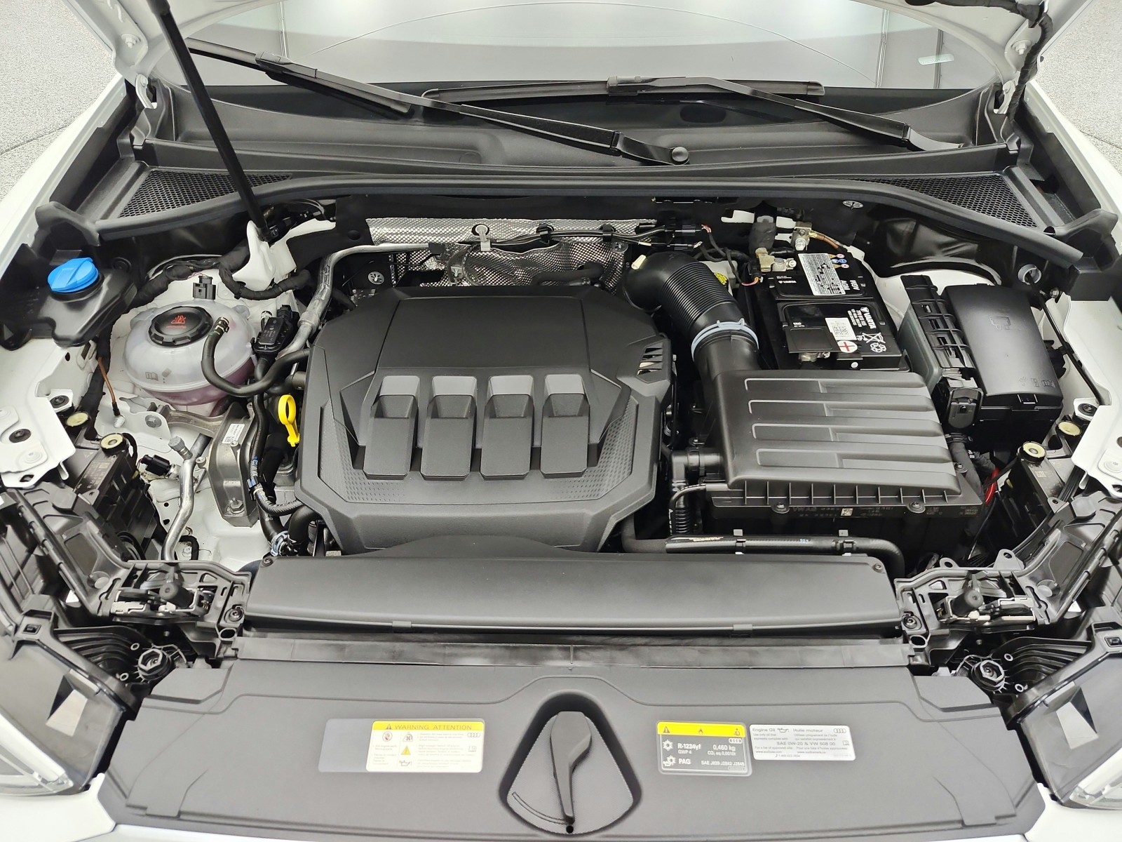 Used 2023 Ibis White Audi S line Premium image 17