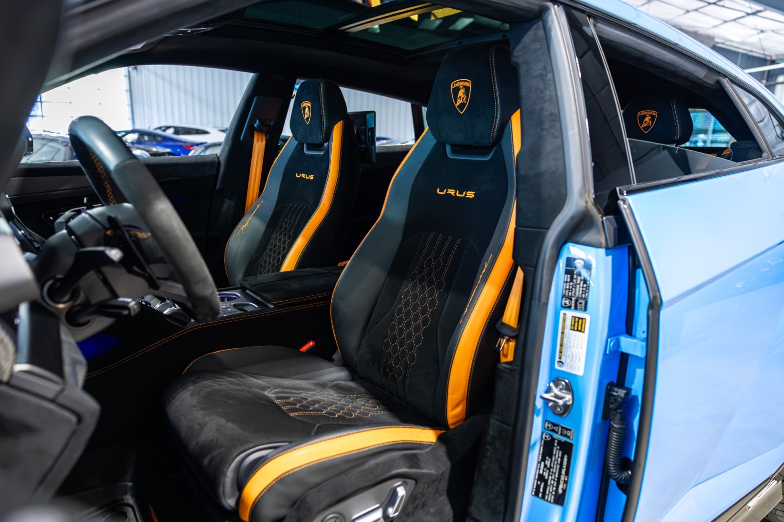 2024 Lamborghini Urus Performante - Photo 36