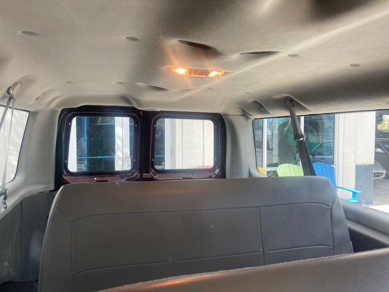 2006 Ford Econoline Wagon XLT 8 PASS LOW MILES 56328 in ,