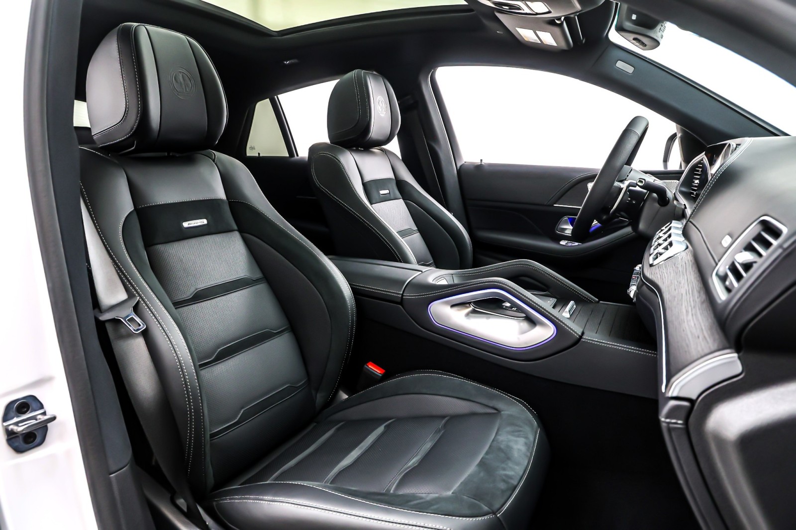 New 2026 MANUFAKTUR MOONLIGHT Mercedes-Benz AMG® GLE 53 image 7