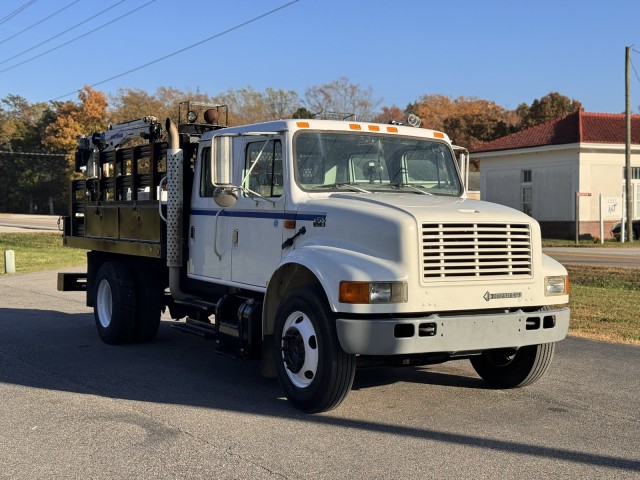 2002 International Harvester 4700 Crew Cab Stakebody w AutoCrane  in , 