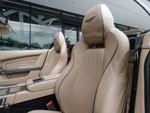 Aston Martin DB9