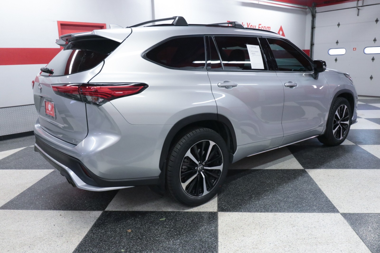 Used Car 2021 Toyota Highlander  Xse For Sale Under $35,000 In Austin, Texas