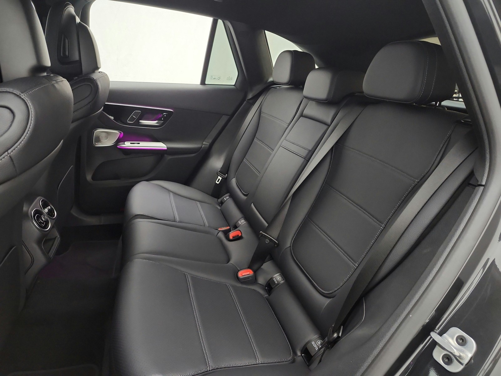 New 2025 Graphite Grey Metallic Mercedes-Benz GLC 300 image 10