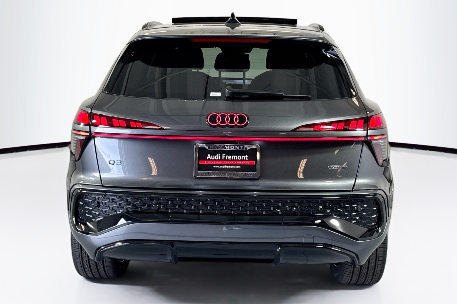 New 2026 Daytona Gray Pearl Effect Audi S line image 6