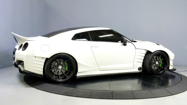 2013 Nissan GT-R Premium 7