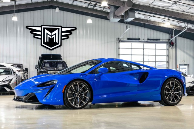 Used Car 2023 Mclaren Artura  For Sale Under $200,000 In Boerne, Texas