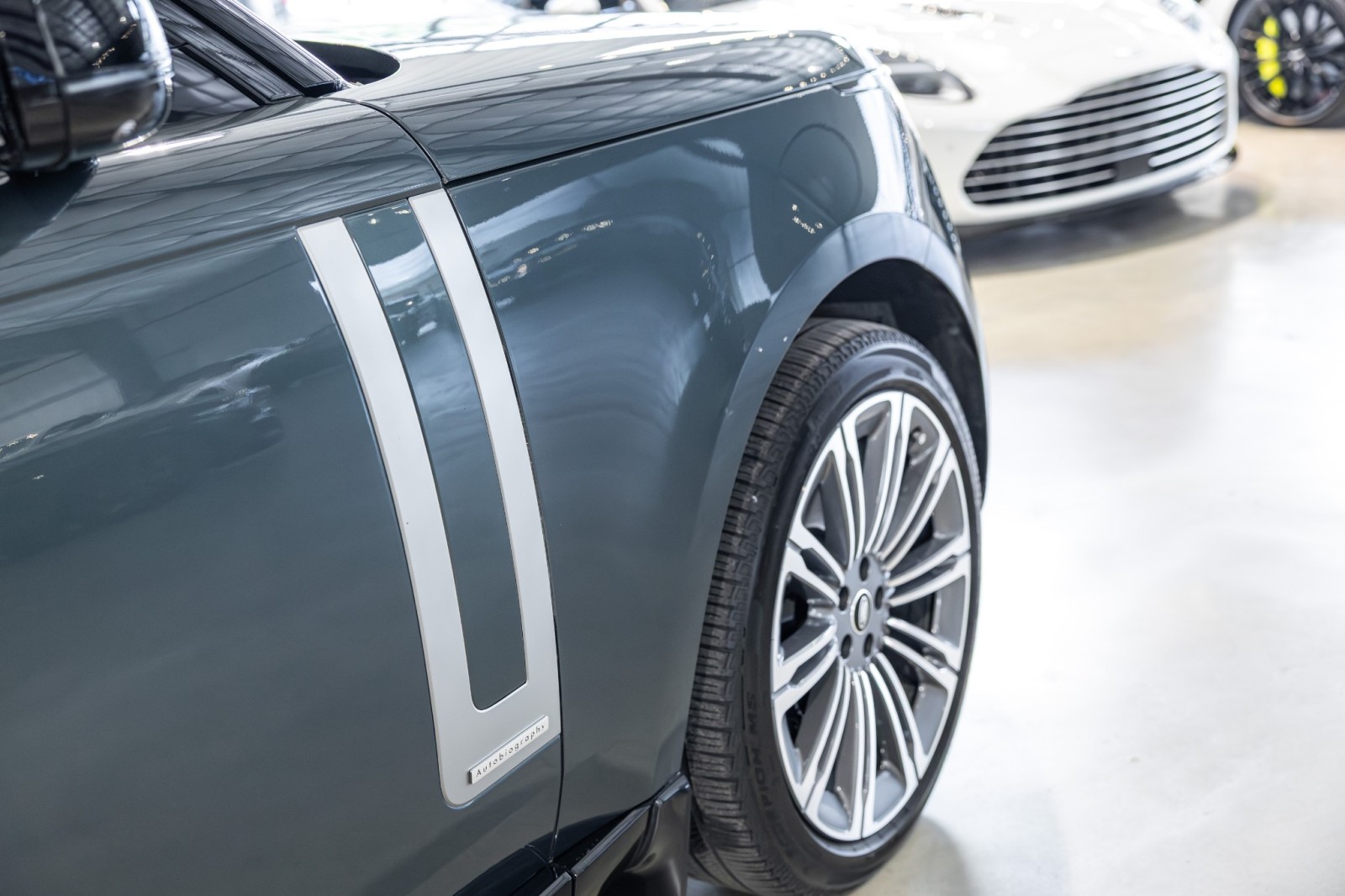 Used Car 2025 Land Rover Range Rover  Autobiography For Sale Under $150,000 In Boerne, Texas