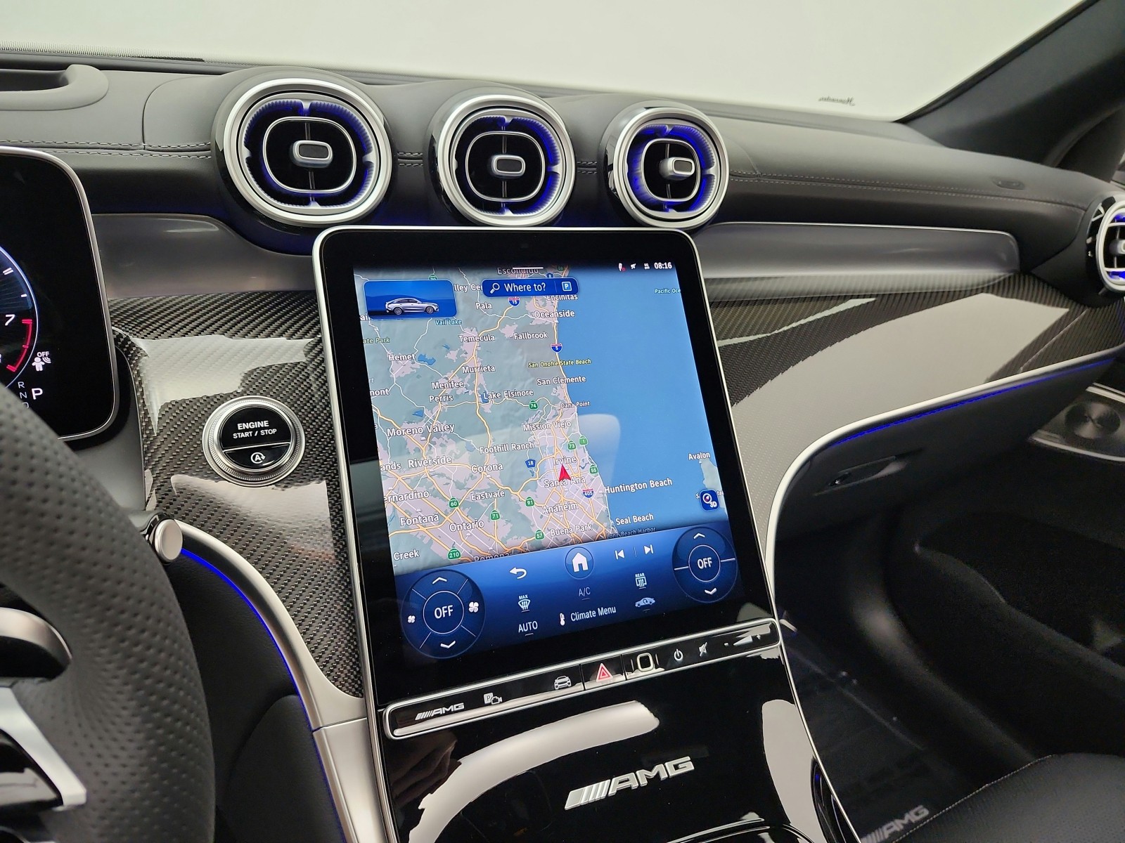 New 2026 MANUFAKTUR Moonlight White Metallic Mercedes-Benz AMG® GLC 43 4MATIC Coupe image 9