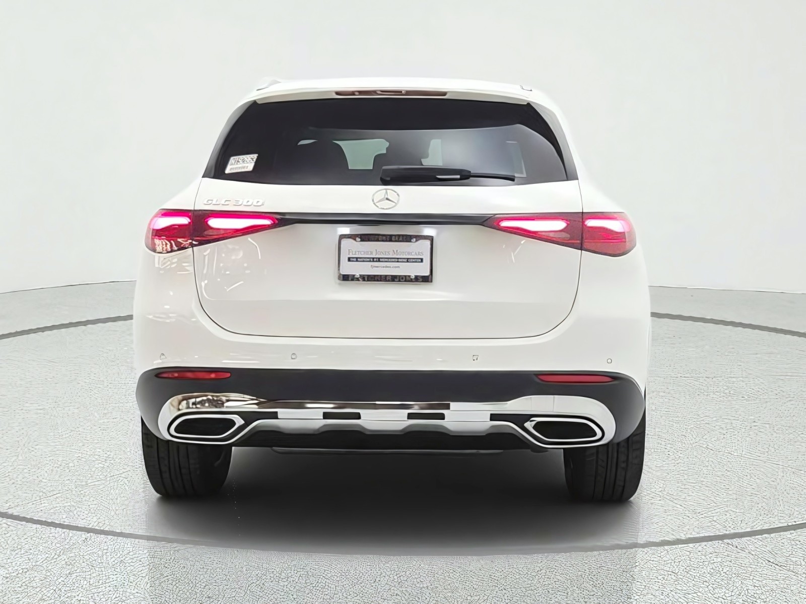 New 2027 Polar White Mercedes-Benz GLC 300 SUV image 6
