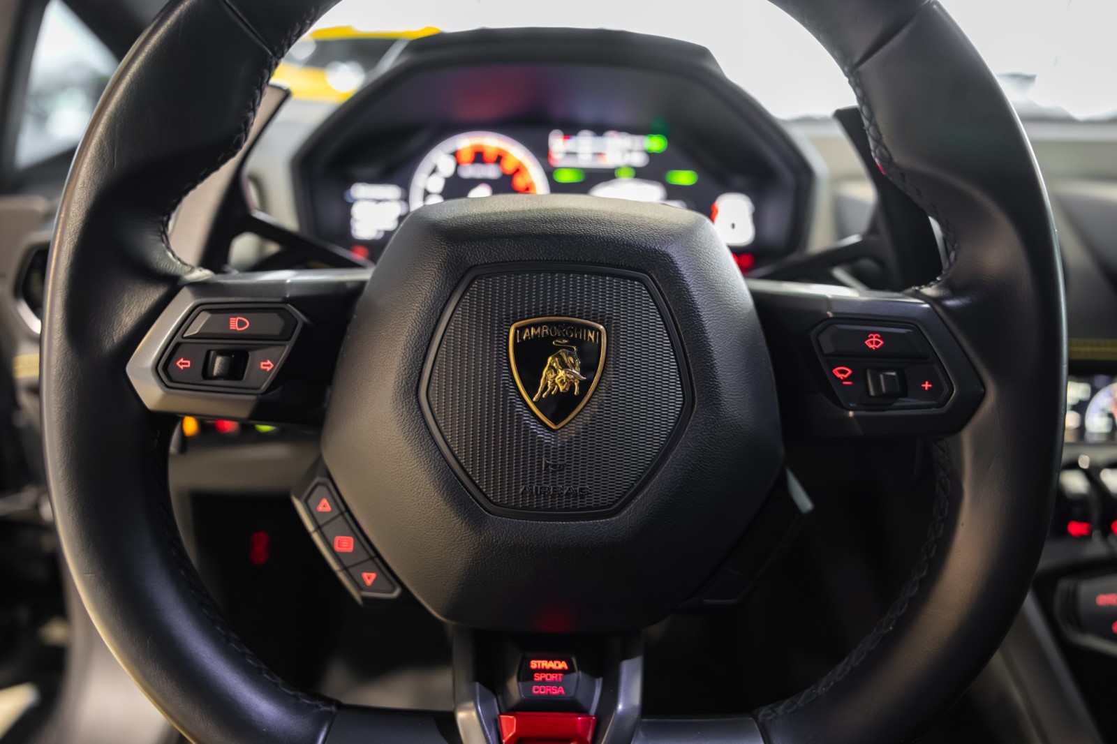 Used Car 2016 Lamborghini Huracan  Lp 580-2 - Lifting System + - $242,395 Msrp - Giano Wheels For Sale Under $240,000 In Boerne, Texas