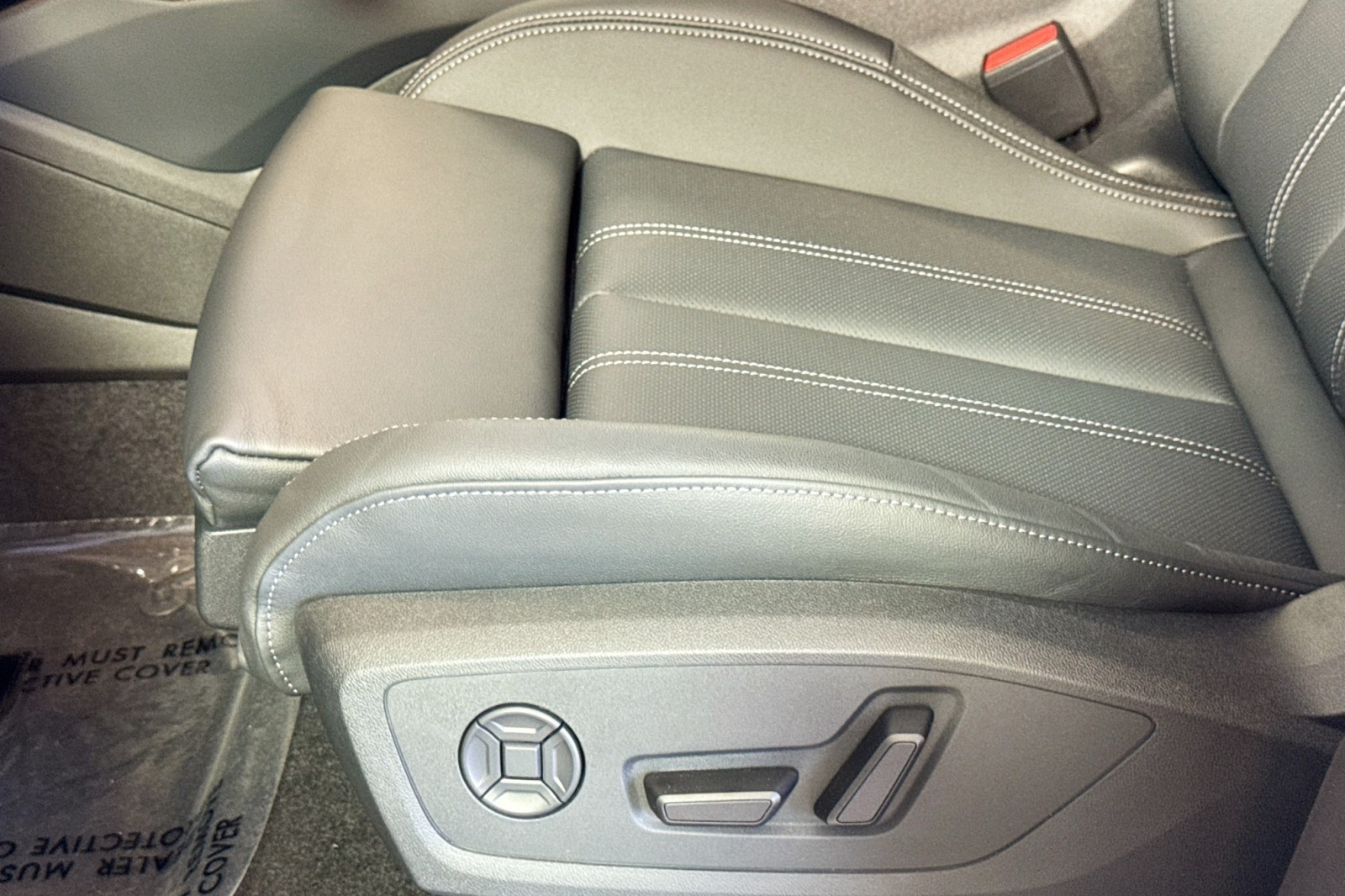 New 2025 Glacier White Metallic Audi Premium Plus quattro image 16