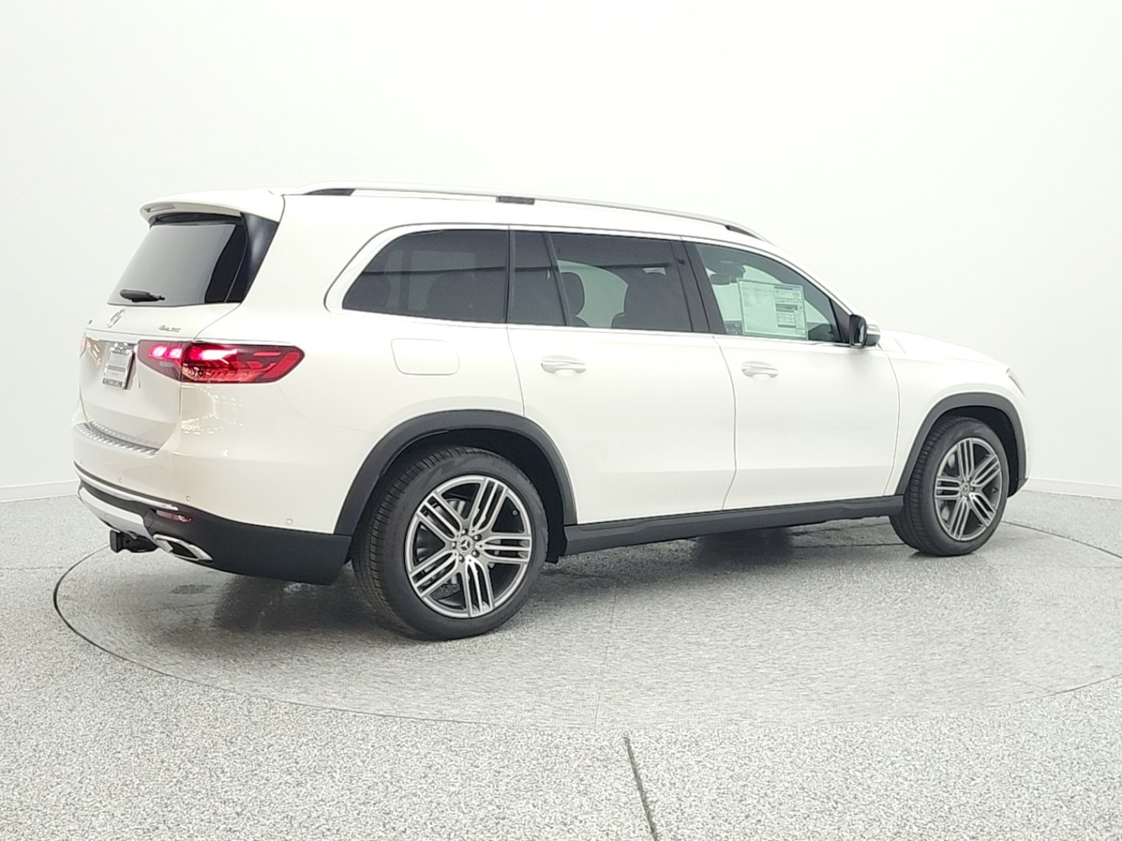 New 2026 Polar White Mercedes-Benz GLS 450 4MATIC® SUV image 5