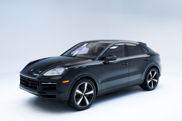 2024  Cayenne Coupe in , 