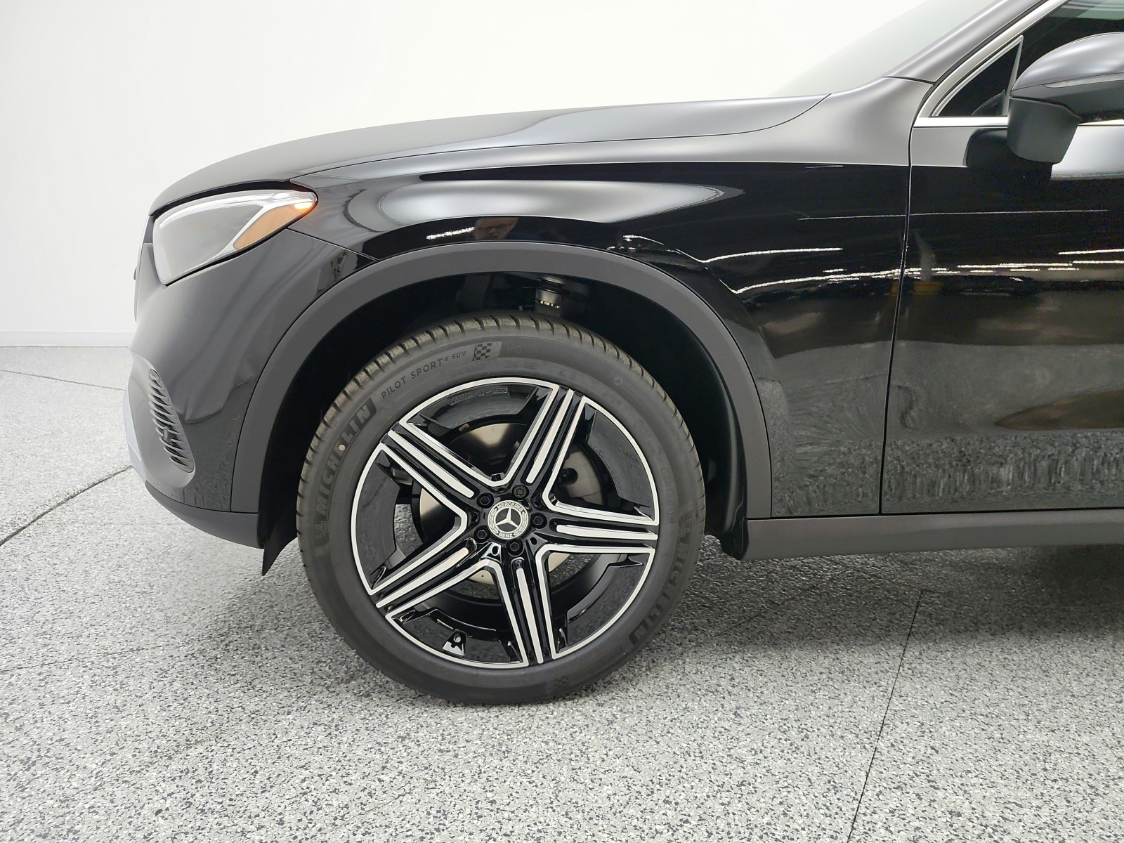 New 2027 Black Mercedes-Benz GLC 300 SUV image 15
