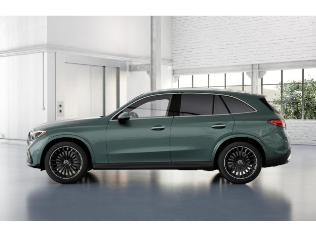 2025 Mercedes-Benz GLC GLC 300 33