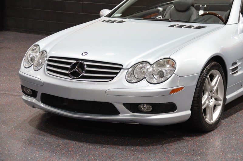 2006 Mercedes-Benz SL500 AMG Sport Pkg 2dr Convertible in , 