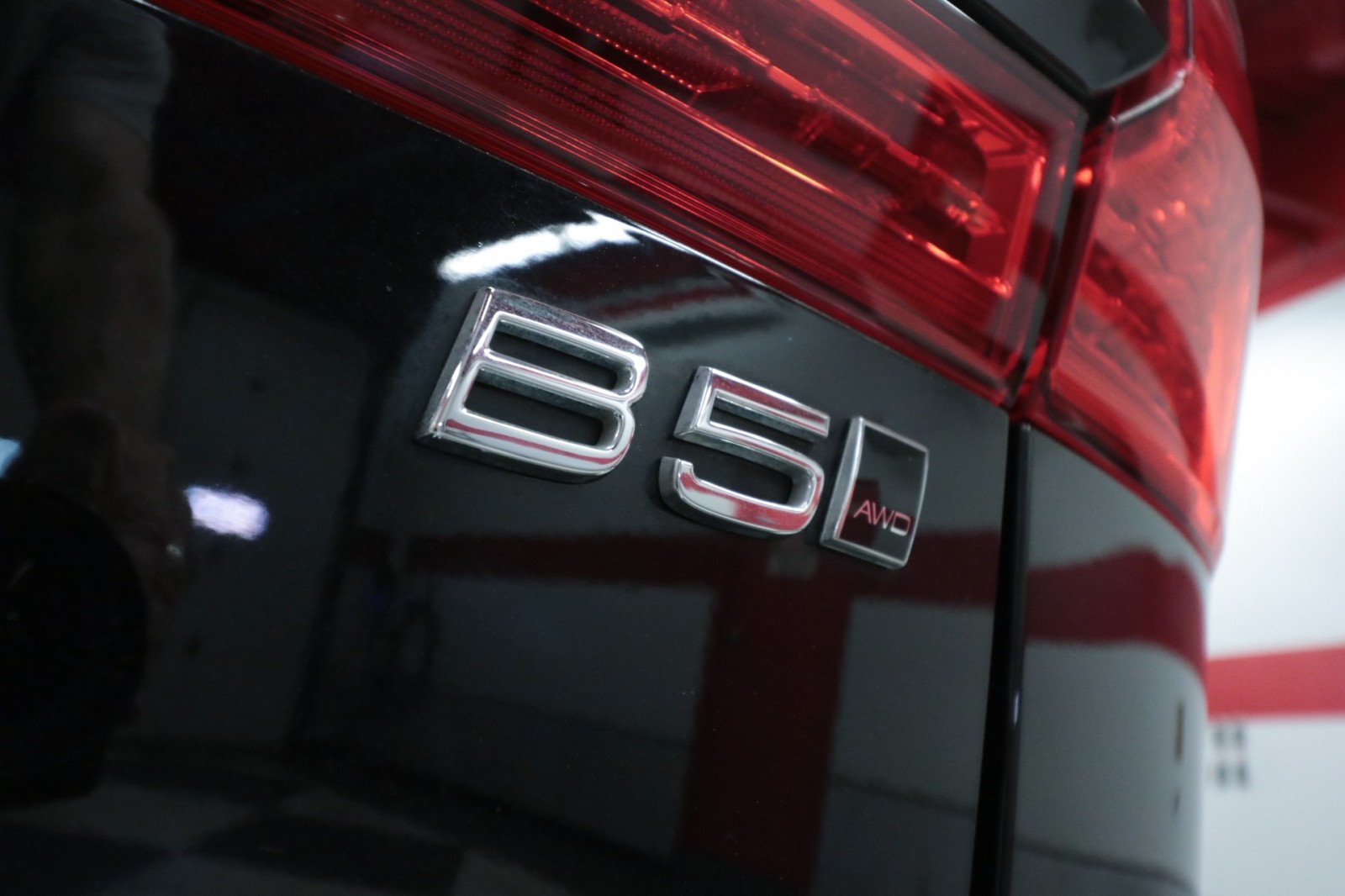 Used Car 2023 Volvo Xc60  Plus Bright Theme For Sale Under $40,000 In Austin, Texas