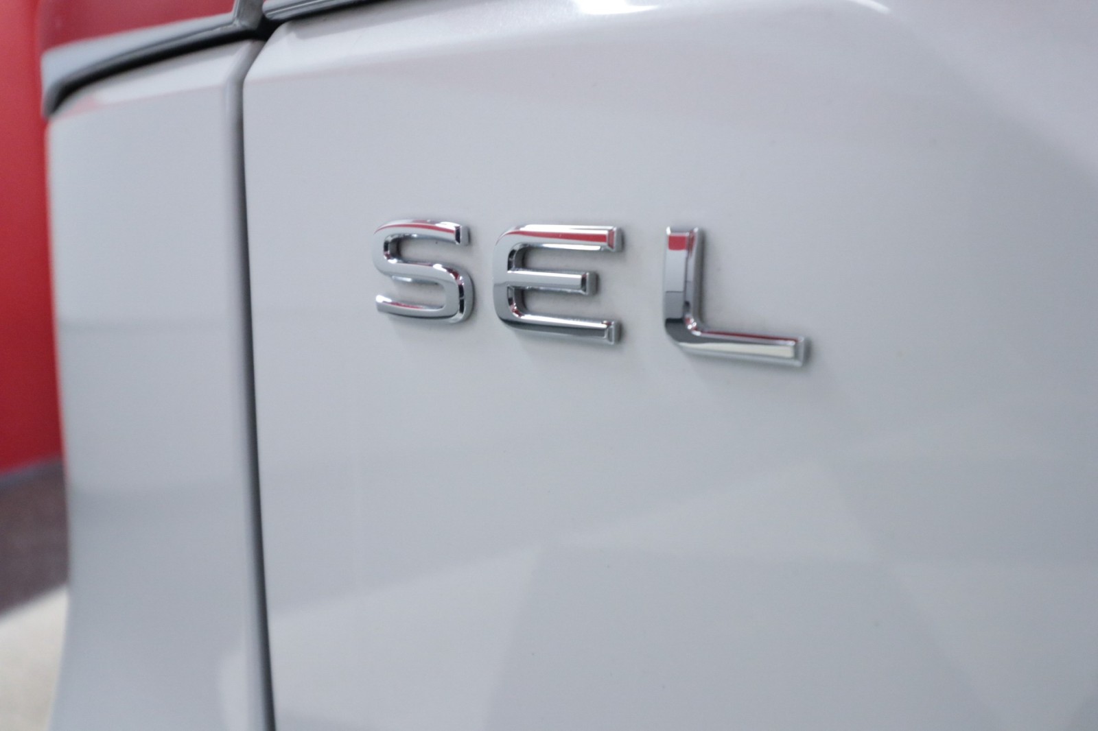 Used Car 2024 Volkswagen Atlas  2.0t Sel Premium R-line For Sale Under $40,000 In Austin, Texas