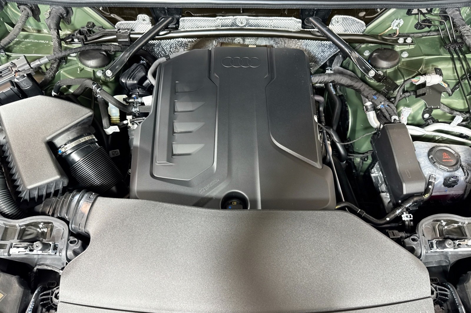 New 2025 District Green Metallic Audi Premium Plus 2.0 TFSI quattro image 9