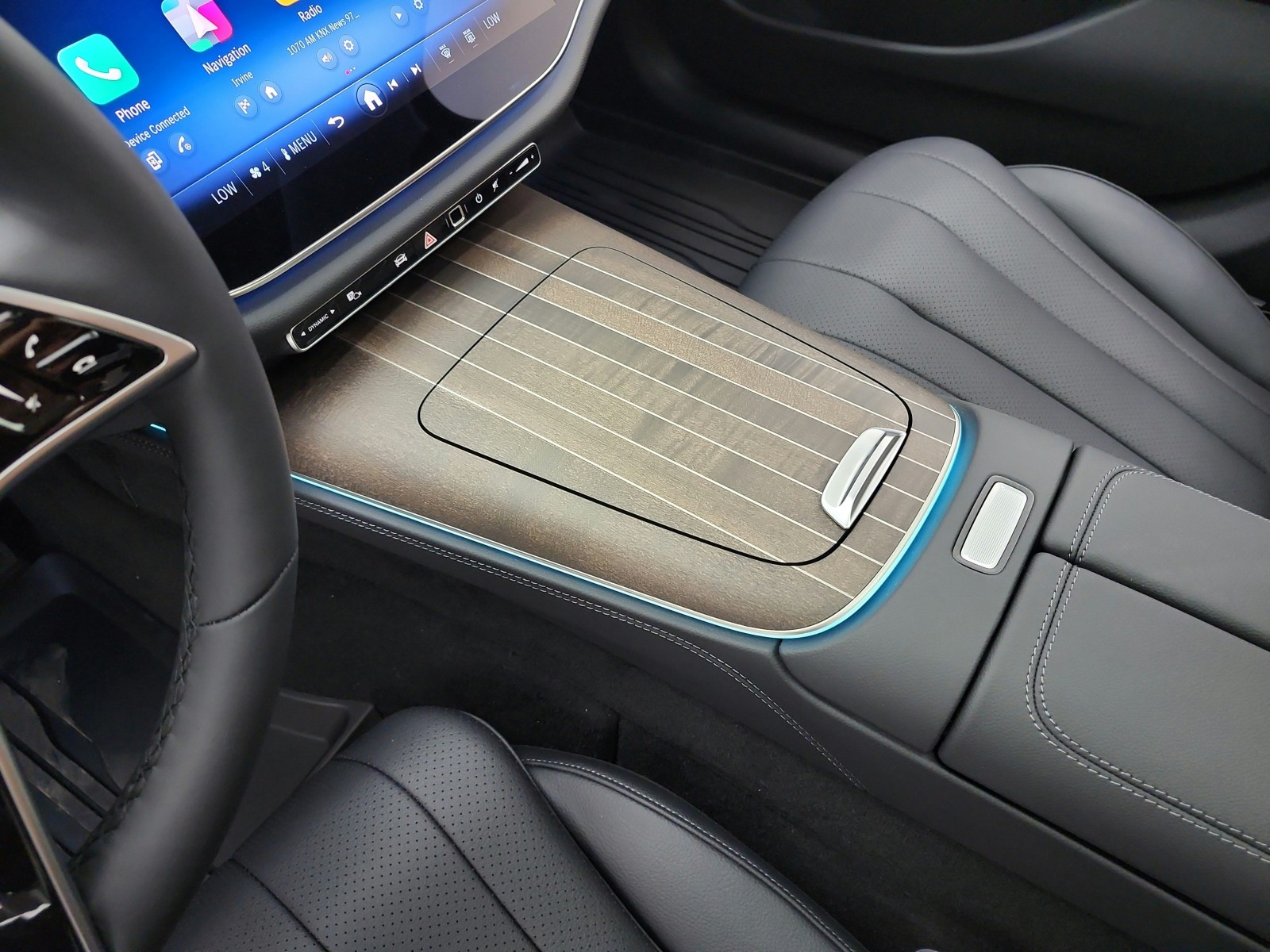 New 2027 Polar White Mercedes-Benz E 450 4MATIC® Sedan image 9