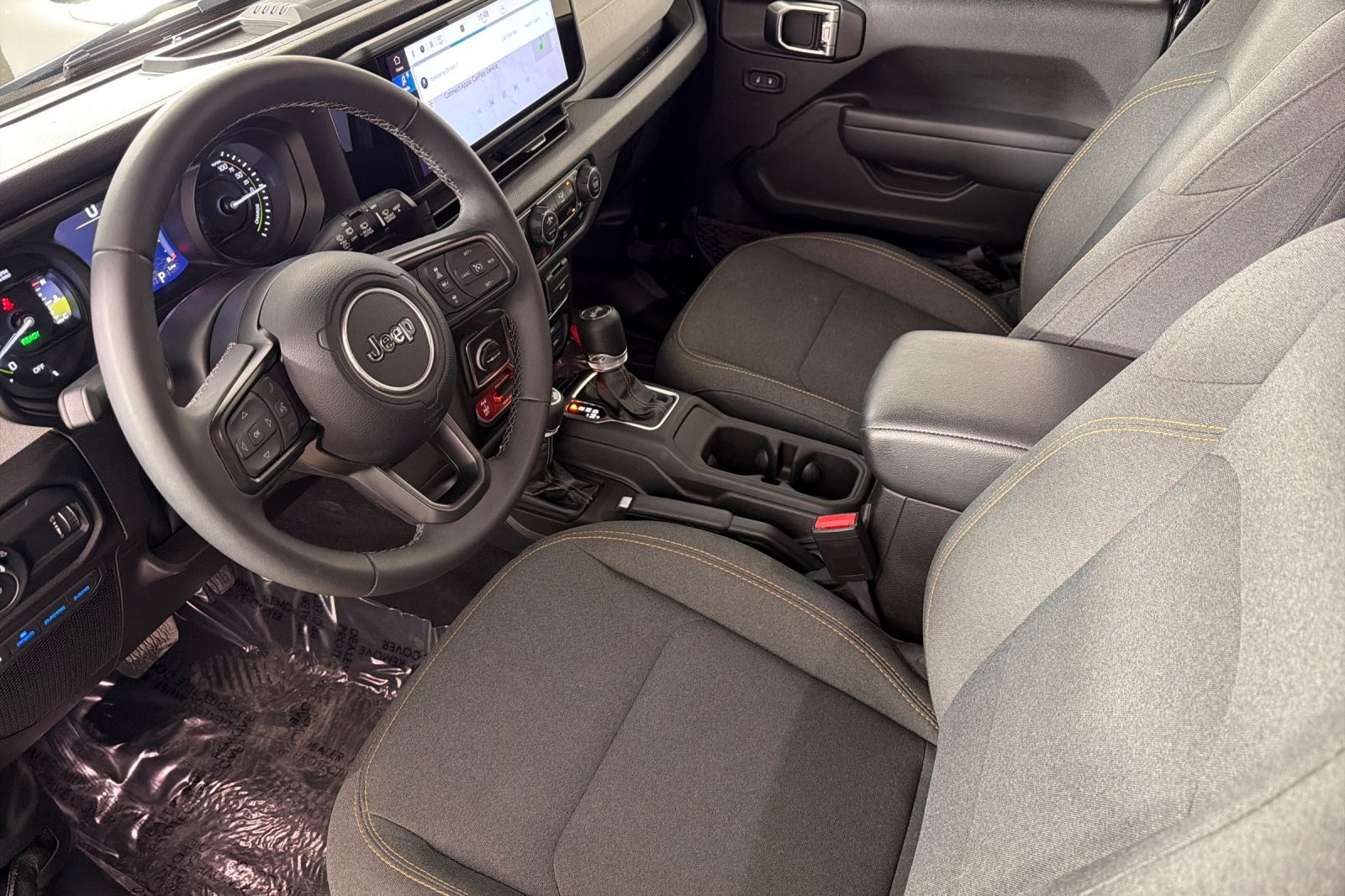 Used 2025 BLACK CLEAR COAT Jeep Sport S 4x4 image 9