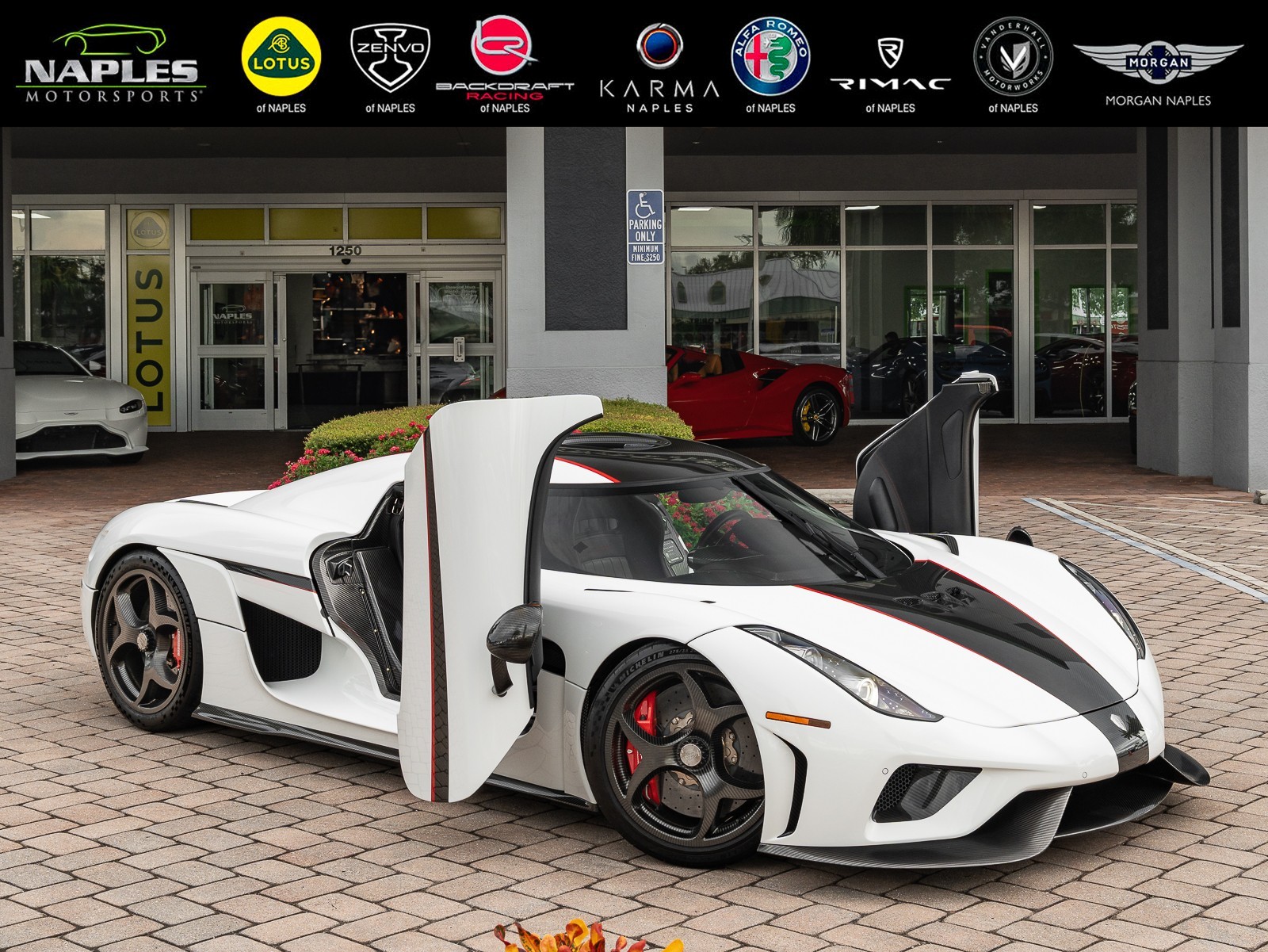 /2019 Koenigsegg Regera