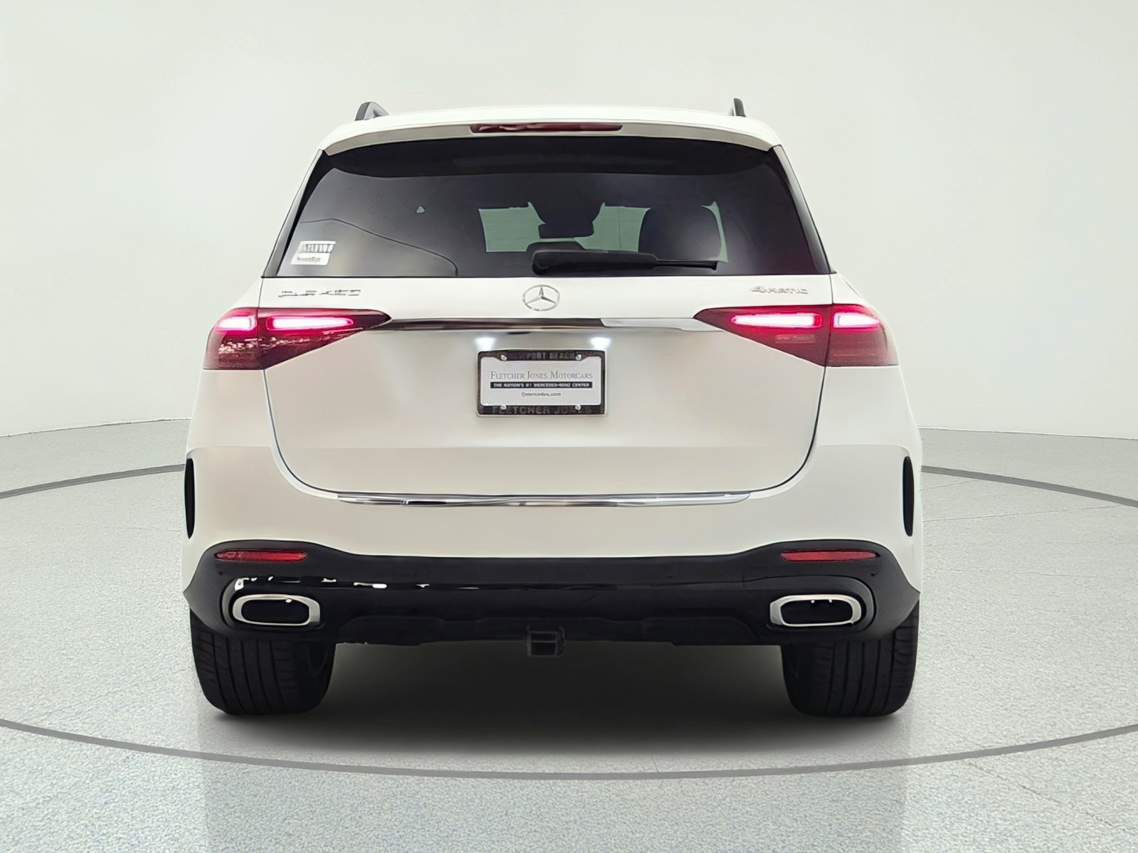 New 2026 MANUFAKTUR Moonlight White magno Mercedes-Benz GLE 450 4MATIC® SUV image 6