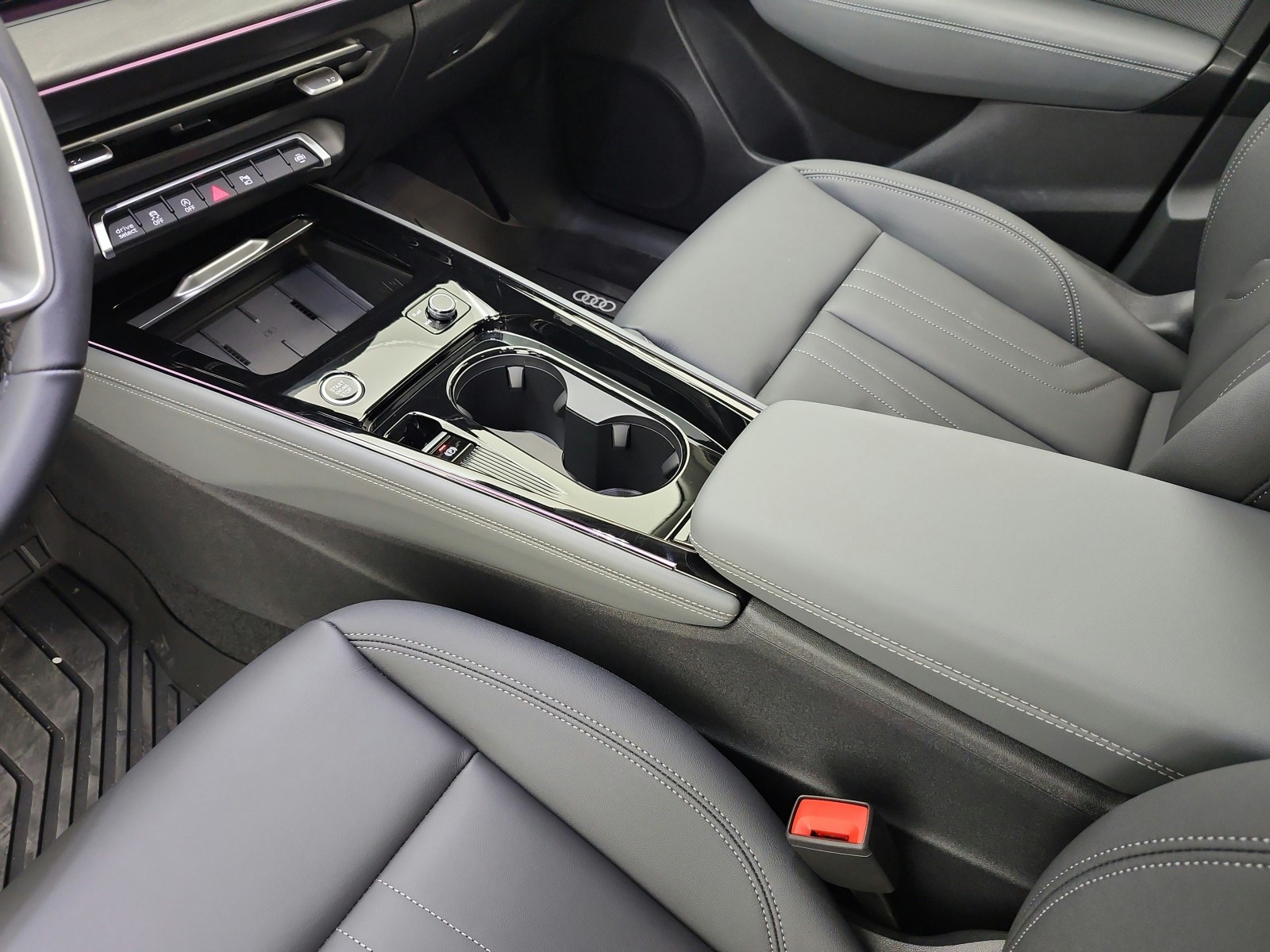 New 2026 Glacier White Metallic Audi S line quattro image 10