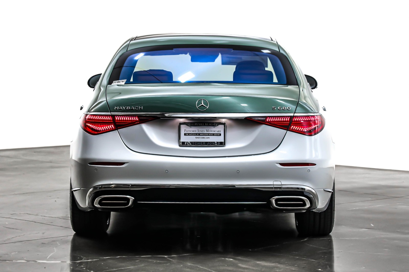 Used 2026 MOONLIGHT WHITE META Mercedes-Benz Maybach S 680 image 3