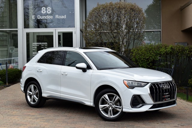 2021 Audi Q3 AWD Pano Moonroof Leather Heated Seats Park Assist 2