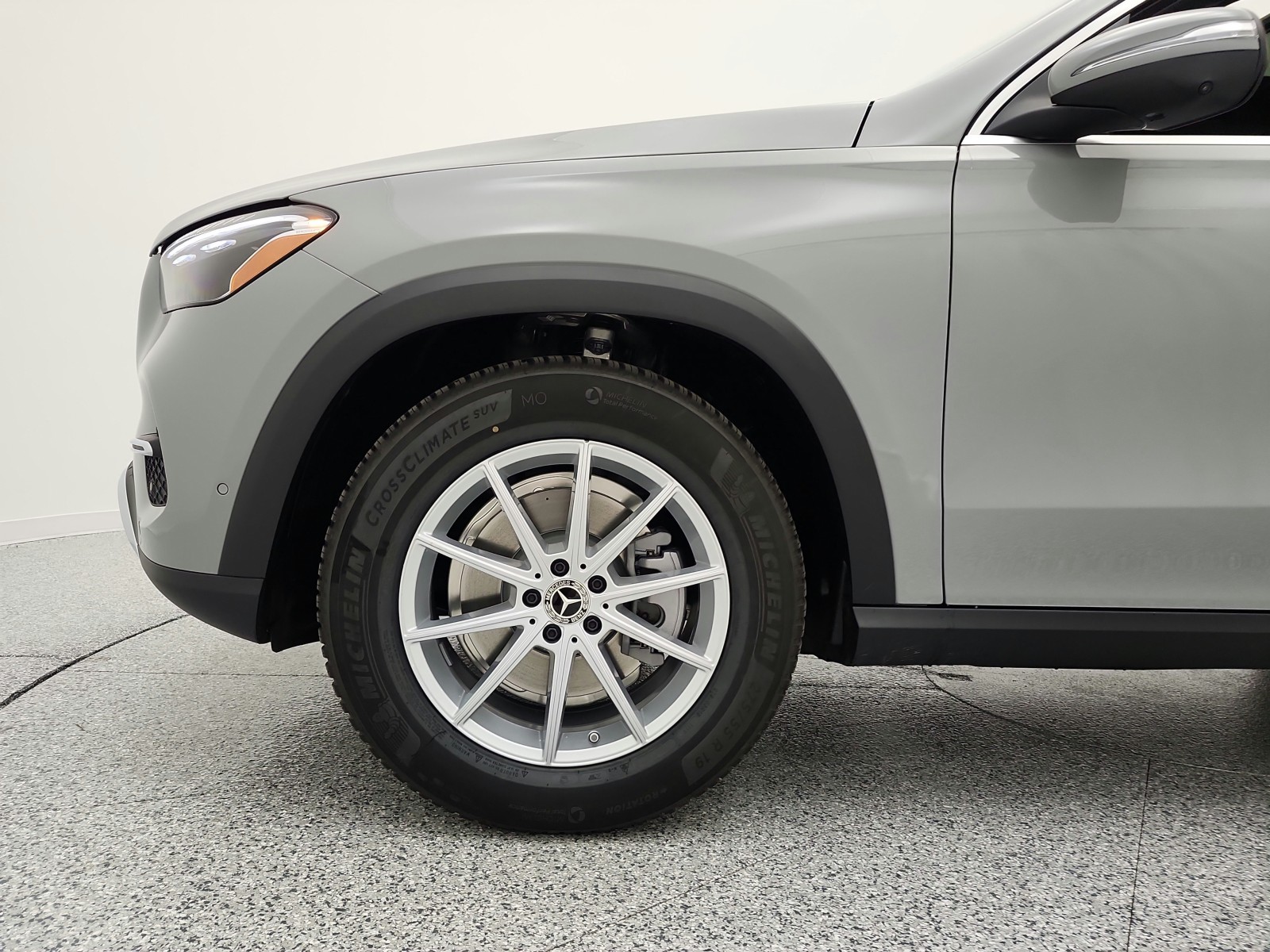 New 2026 MANUFAKTUR Alpine Grey Mercedes-Benz GLE 350 image 12