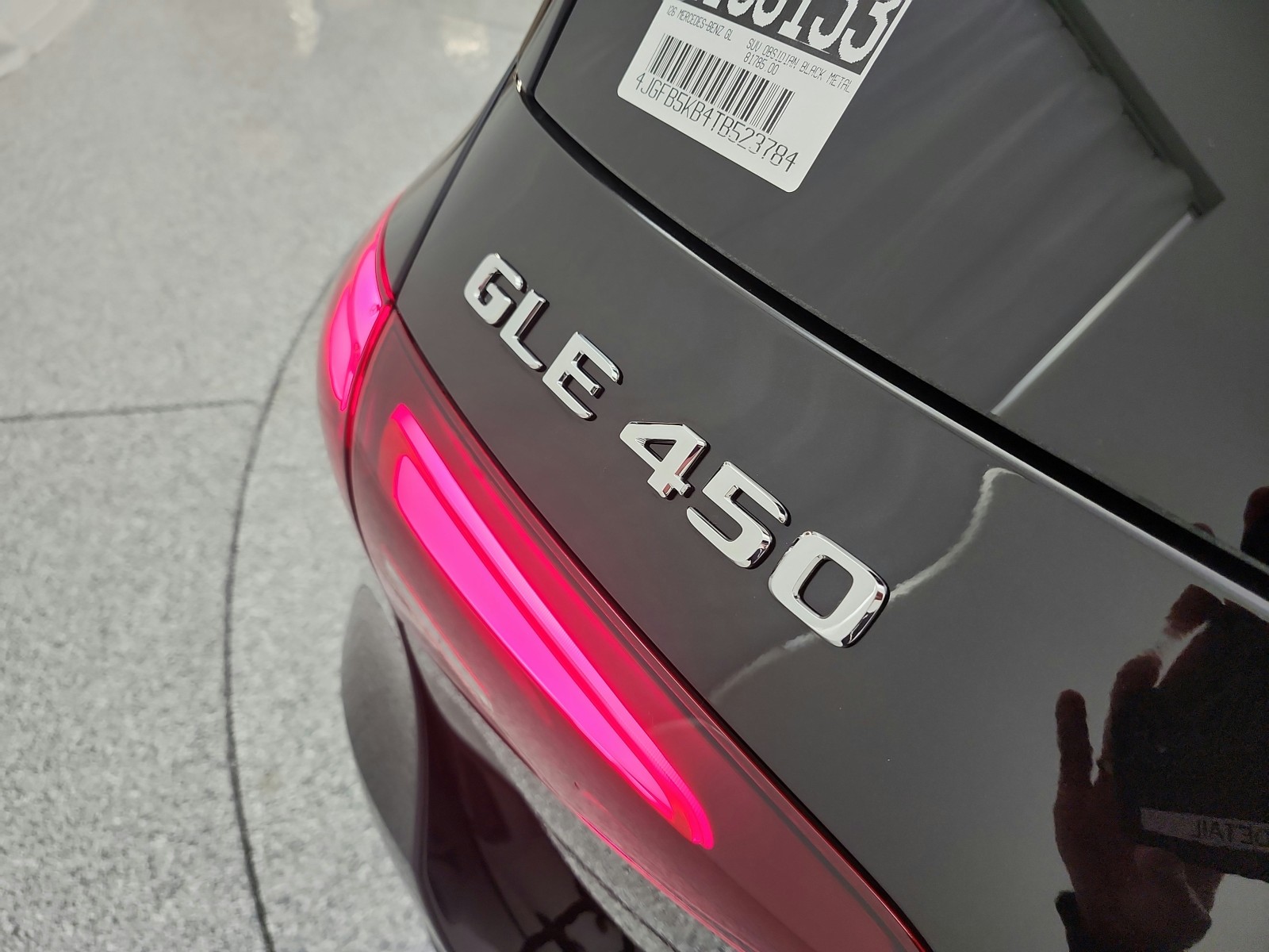 New 2026 Obsidian Black Metallic Mercedes-Benz GLE 450 image 17