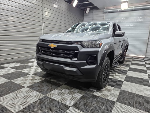  2025 Chevrolet Colorado Work Truck Crew Cab 4WD Pickup Truck Four-Wheel Drive Automatic