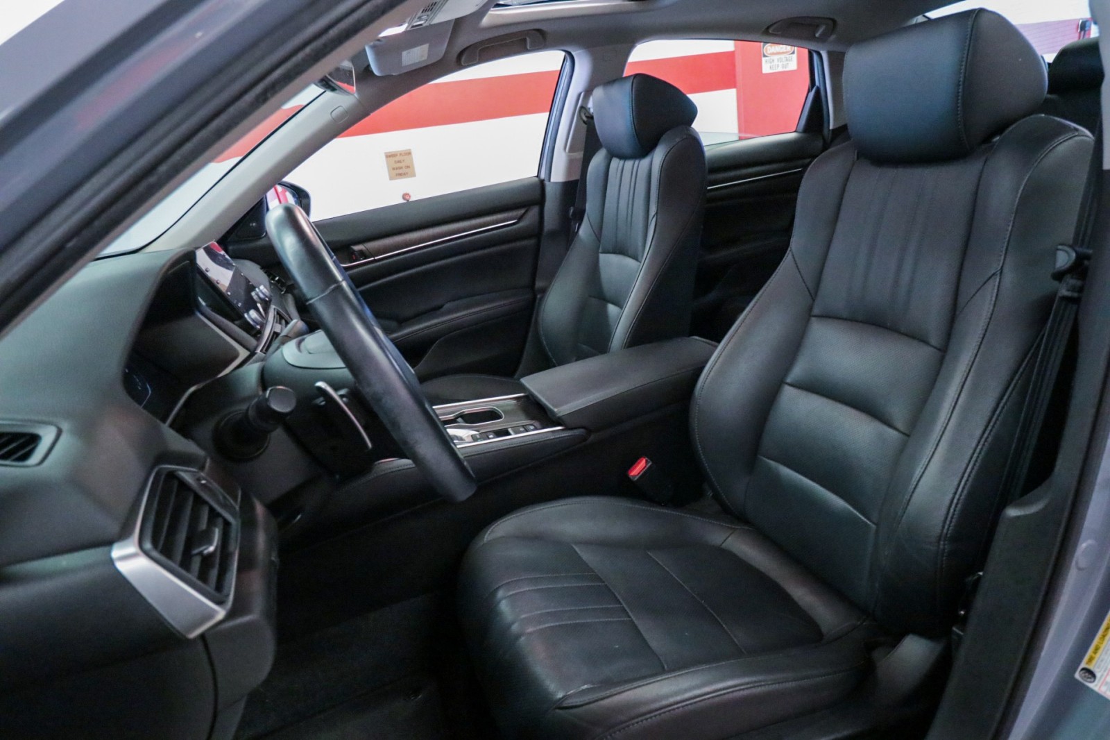 Used Car 2022 Honda Accord Hybrid  Touring For Sale Under $30,000 In Austin, Texas