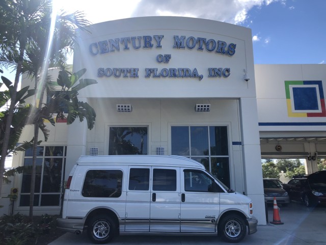 2002 GMC Savana Passenger HI TOP CONVERSION in pompano beach, Florida