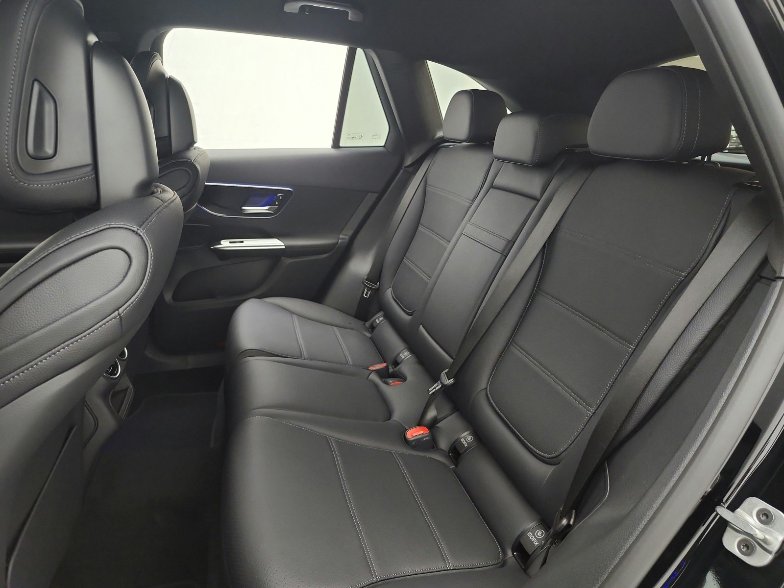 New 2026 Black Mercedes-Benz GLC 300 image 11