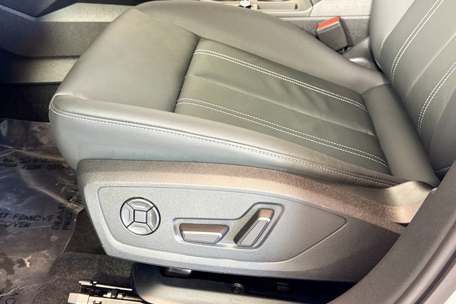 New 2026 Glacier White Metallic Audi Premium Plus quattro image 17