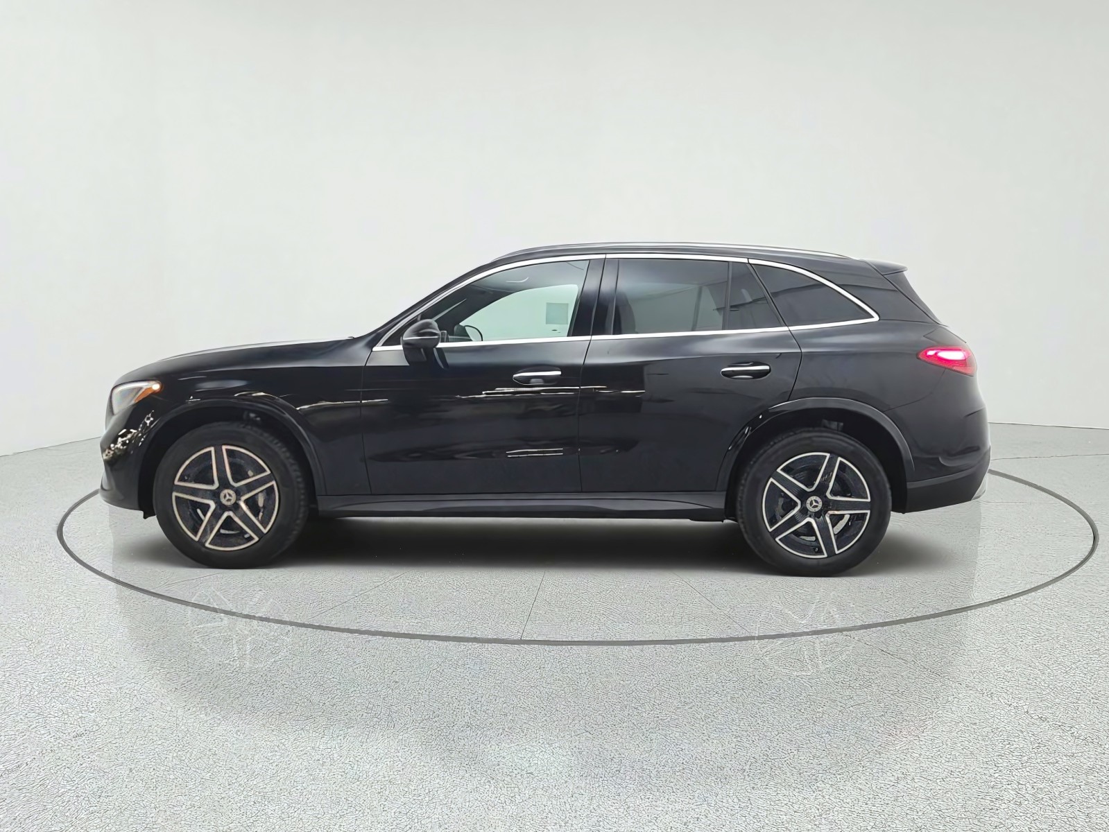 New 2026 Black Mercedes-Benz GLC 300 4MATIC® SUV image 8