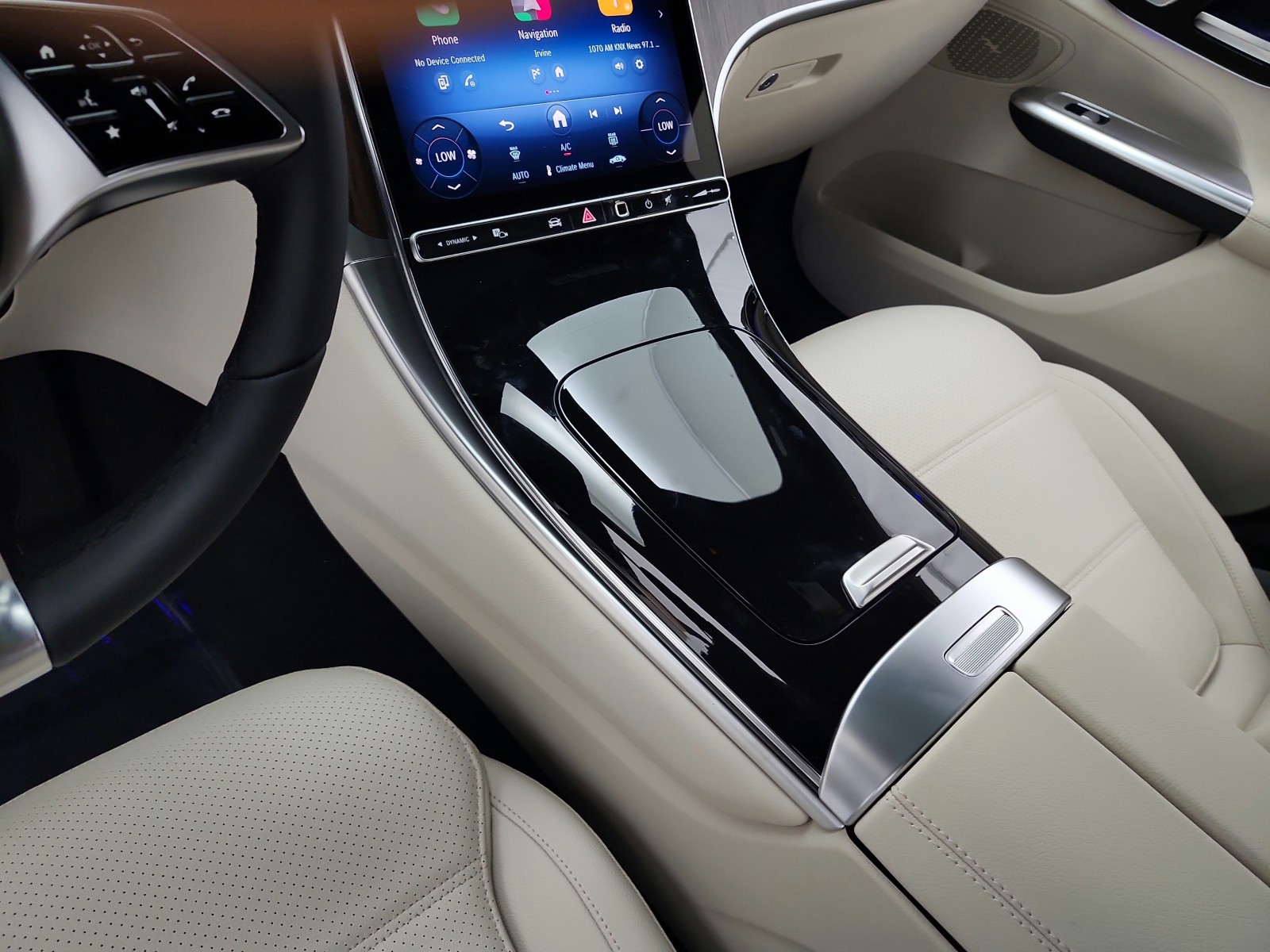 New 2026 Black Mercedes-Benz GLC 300 image 24