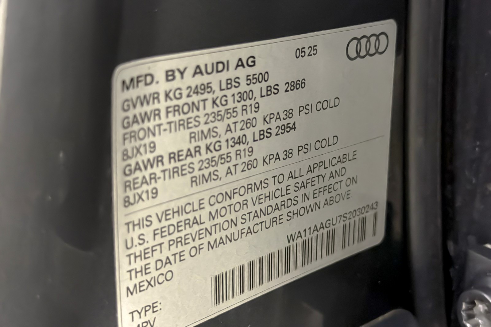 Used 2025 Tambora Gray Metallic Audi Premium 2.0 TFSI quattro image 28