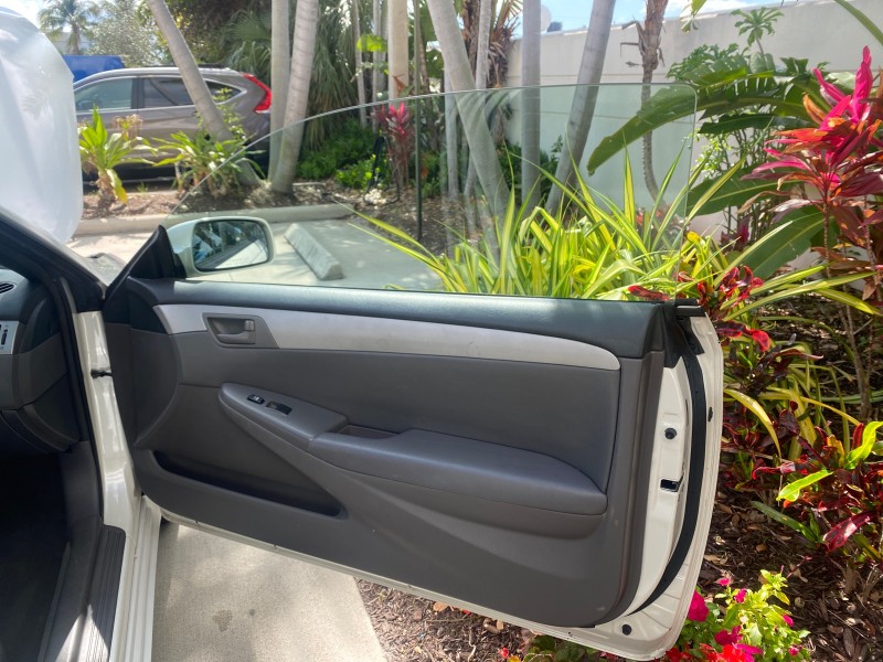 2008 Toyota Camry Solara SE CONVERTIBLE  LOW MILES 74,665 in , 